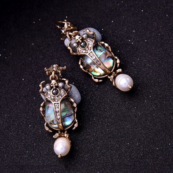 Glam Beetle Earrings - Picture 6 of 6